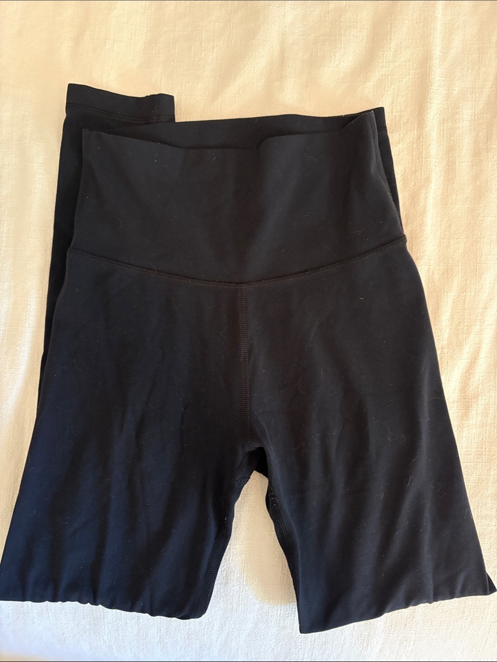 Aritzia TNA Butter super high waist leggings
